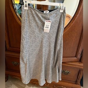 NWT Silk Dalmatian Pattern Skirt